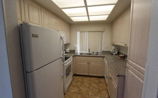 Desert Breezes Resort