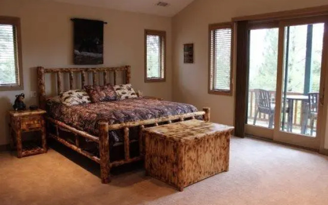 Alpine Treehouse by Village Reservations