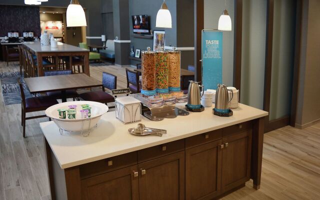 Hampton Inn & Suites Philadelphia/Media