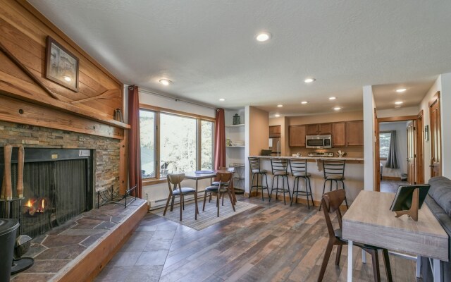 Montezuma 1771 by SummitCove Vacation Lodging