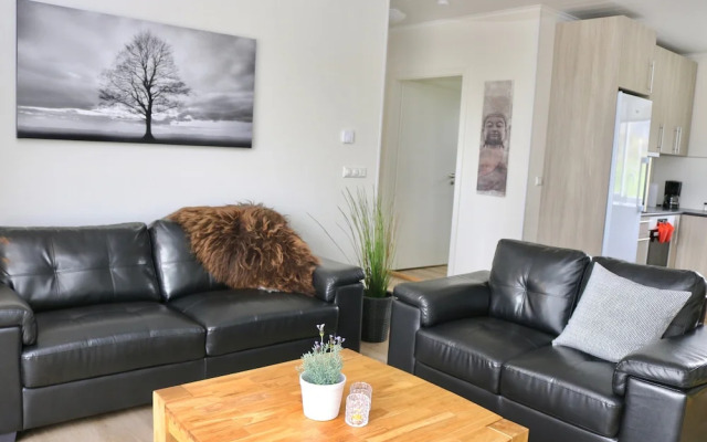 Miðhraun - Lava Resort