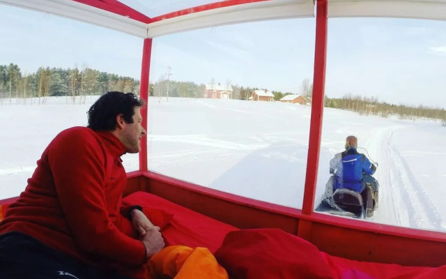 Lake Inari Mobile Cabins