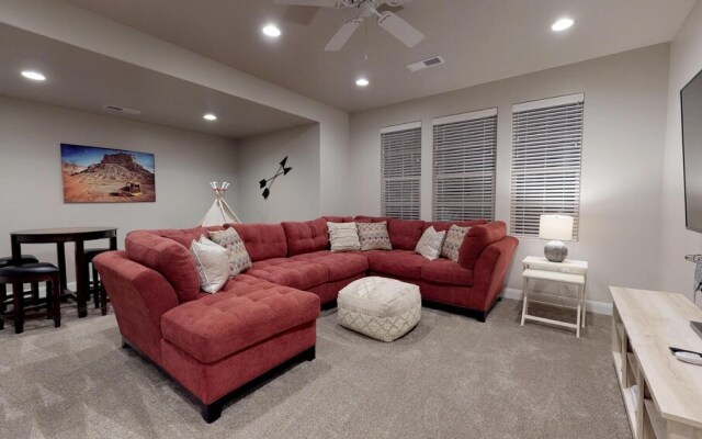 Arroyo Casita 4 Bedroom Townhouse by RedAwning