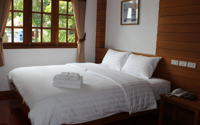 Tree Home Plus Home Stay