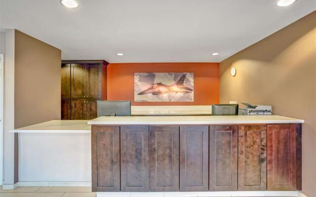 Super 8 by Wyndham Las Vegas Nellis AFB Area