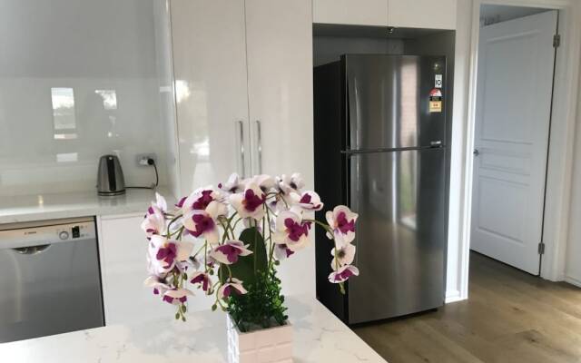 Glen Manor 1