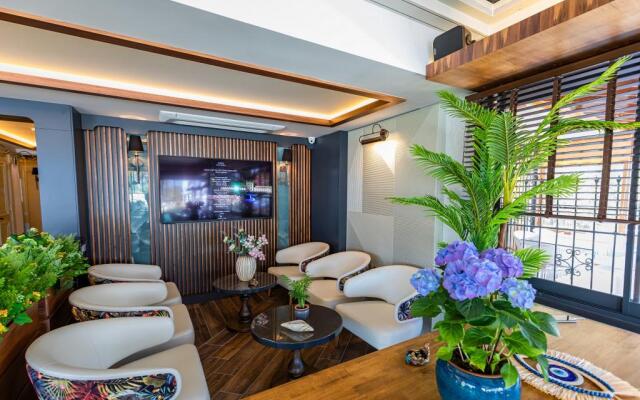 Deniz Kizi Otel Urla