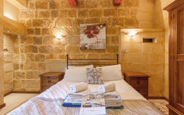 Gozitan Farmhouse with Pool - PP 3