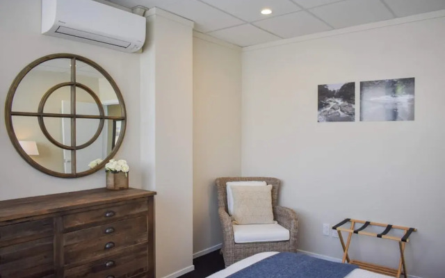 Perfect Ponsonby 2 Bedroom Loft Style Apartment With Parking