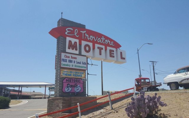 El Trovatore Motel