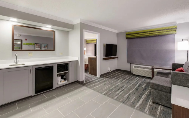 Candlewood Suites Chicago/Hoffman Estates