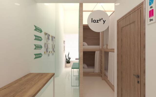 Saigon Lazzzy Hostel