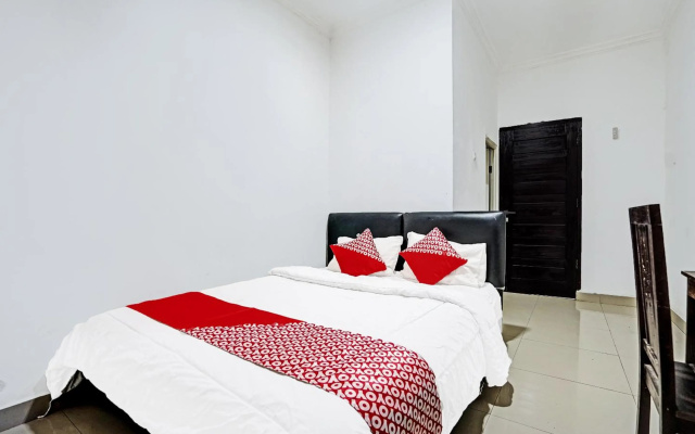 OYO 1586 Kerangga Homestay Syariah – Guest Rooms – Palembang