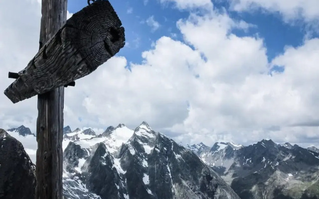 Apartment in Stubai Valley With ski Room