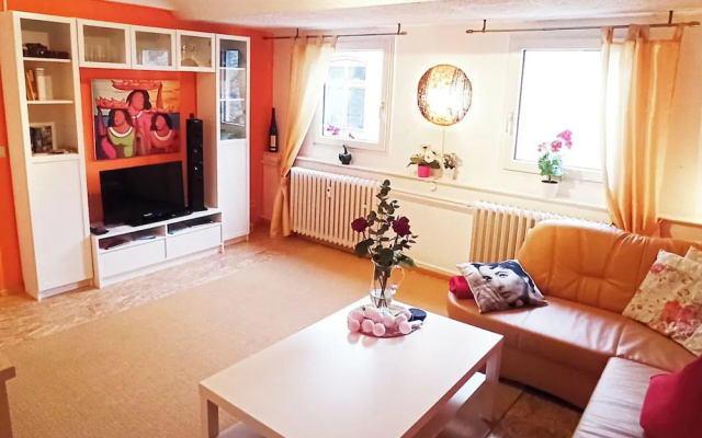 2 Bed Apt Sleeps 5 - Rooftop Terrace, Wifi