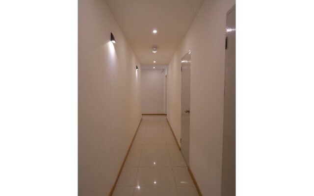 Place2Stay Business Hotel - Waterfront