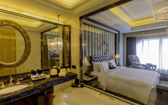 Wanda Reign Wuhan