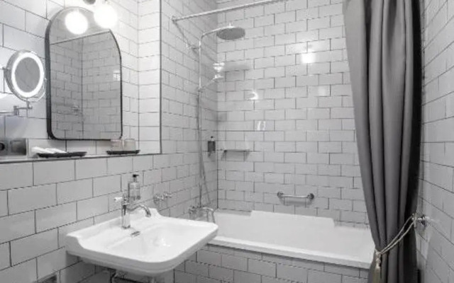 The Viaduct Suites & More