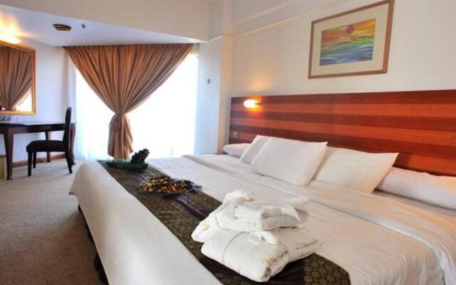 Primula Beach Hotel