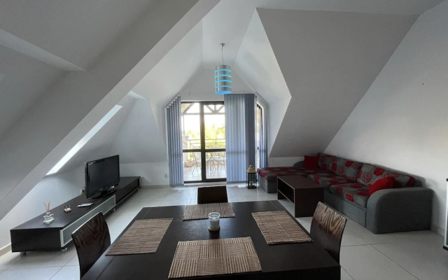 Stunning 2-bed Apartment in sea Resort Varna