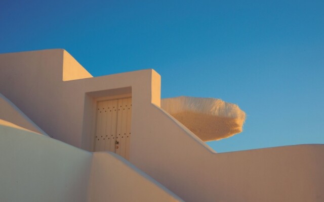 White Santorini