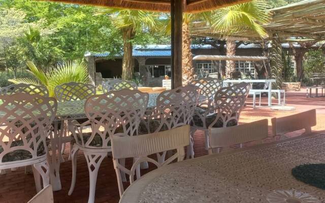 Palm Afrique Lodge Botswana