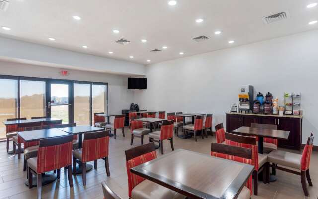 Comfort Inn & Suites Cave City