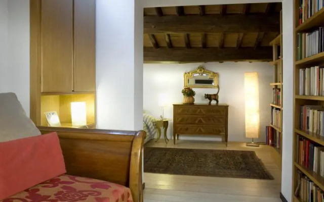 Domus Frattina