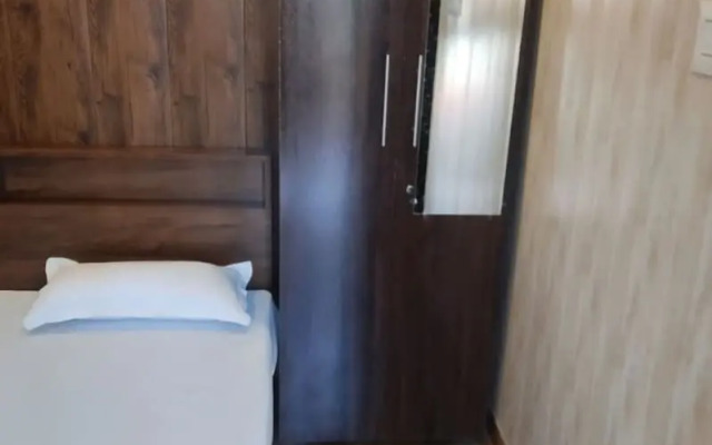 Goroomgo Ayodhya Vatika Homestay