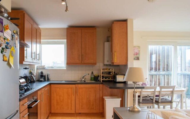Bright And Spacious 2 Bed Flat In Peckham