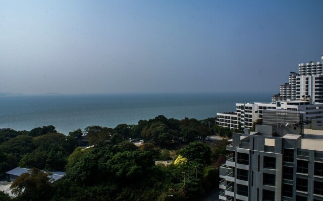 Cosy Beach View Condo