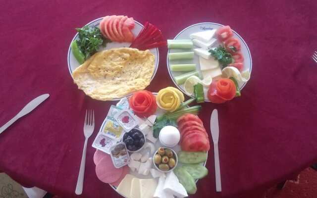 Ayintap Hotel