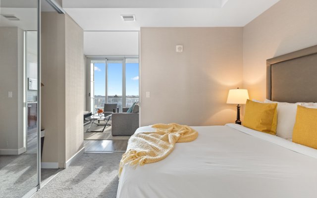 SOHO Residences Lisgar