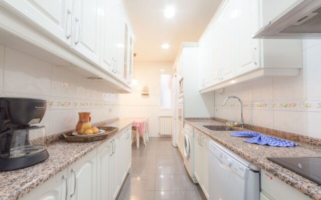 Classical Flat in Barrio Salamanca  by Allô Housing