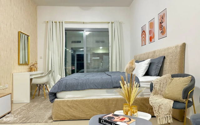 Amazing Studio Sky View in Dubai Marina