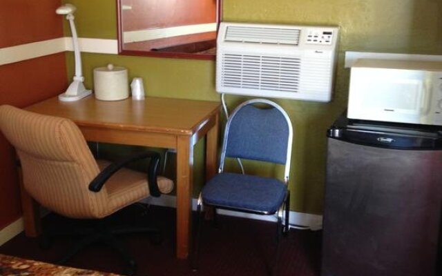 National 9 Inn Farmington