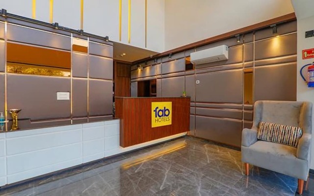 Fabhotel Pratham Inn