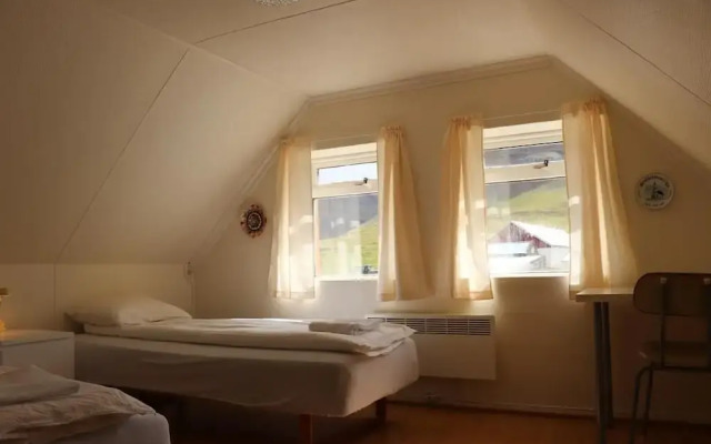 Thurranes guesthouses