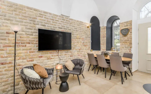 Nina Luxury Apartment