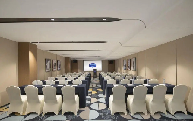 Hampton by Hilton Kunming Nanping Street – Business – Kunming