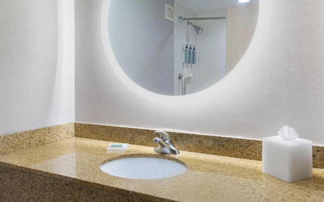Courtyard by Marriott Buffalo Amherst/University