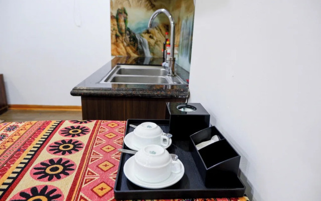 Vega Hanoi Hotel- Apartment