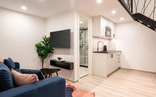 D71- Boutique Apartments, Best Location, by BQA