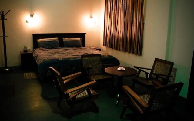 Surrey Bird Sanctuary & Holiday Resort