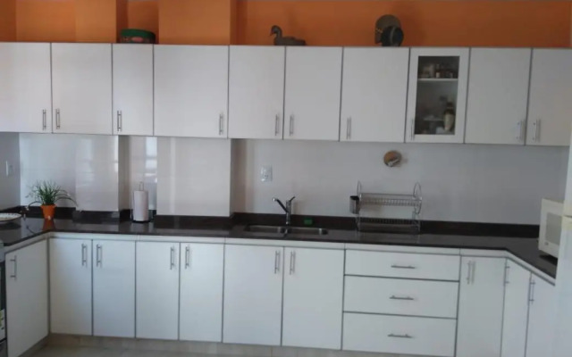 Hermosa Casa Cerca de Todo