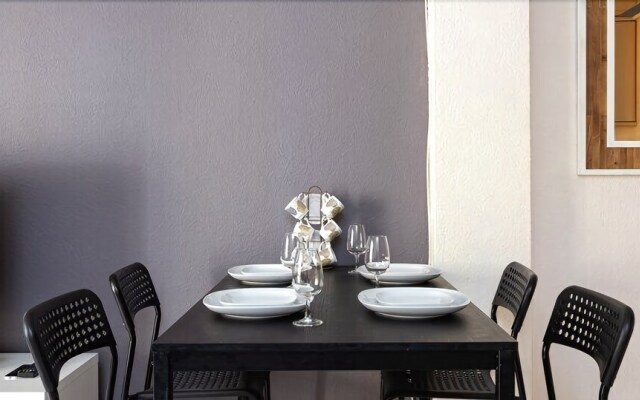 Central Gem Apartment Near the Beach Ref 134