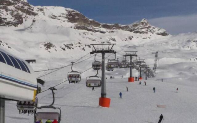 Skichalet Cervinia Martino e BASSI