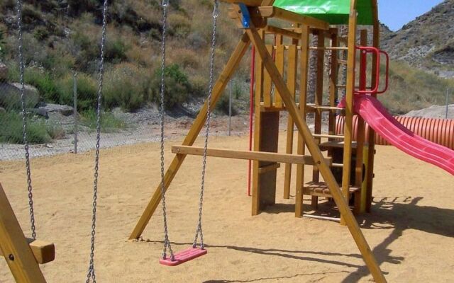 Camping & Bungalow Cueva Negra