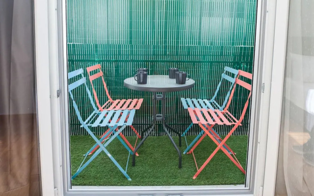 Metaxourgio 2 Bd Gem for Urban Explorers