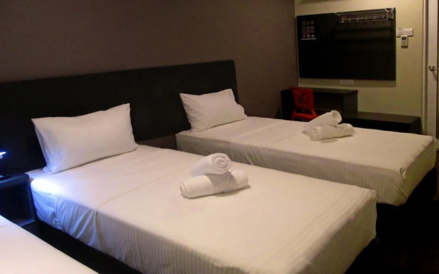 The Loft Plaza Hotel